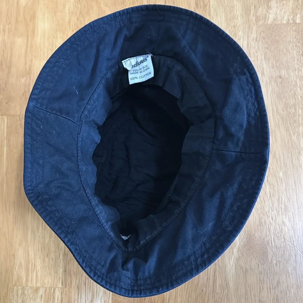 ✋Youth Adidas Unisex Black Bucket Hat EUC